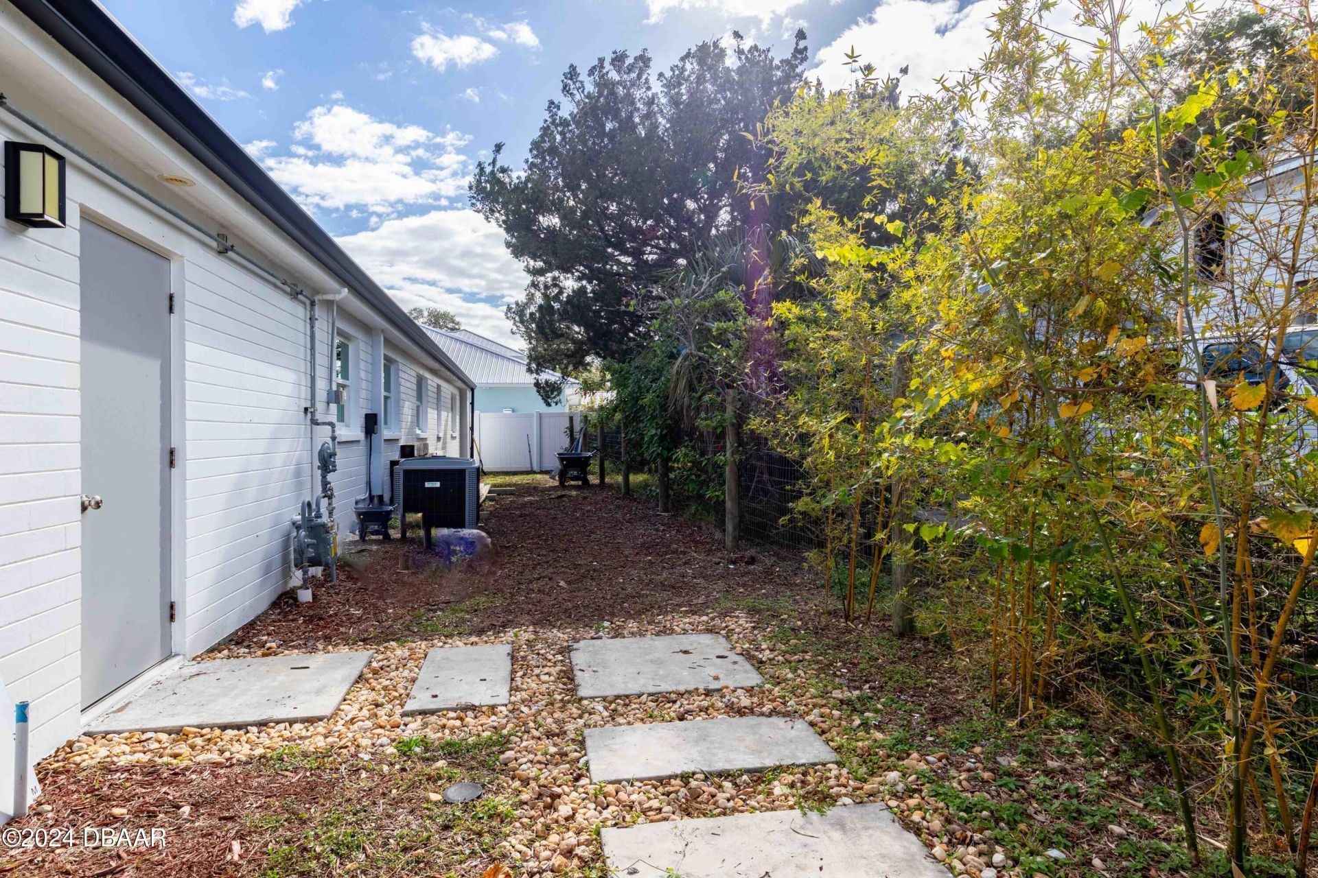 500 S Riverside Drive, Edgewater, FL 32132 Photo