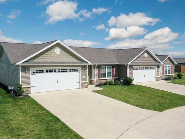 2270 Ferguson Road Unit 104, Ontario, OH 44906