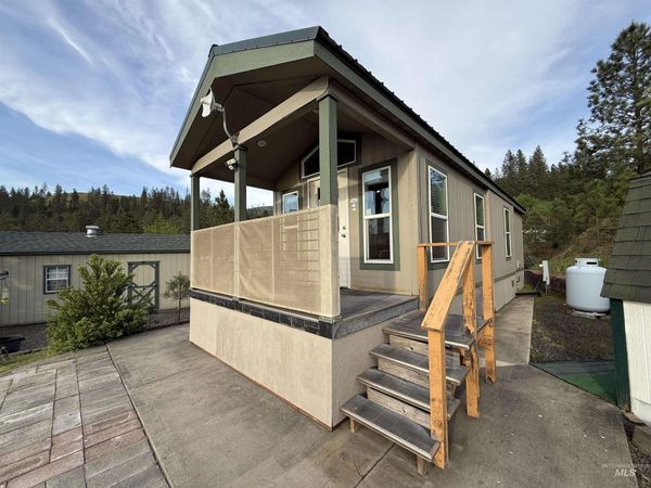 106 Lolo St, Kamiah, ID 83536