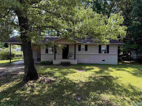 1802 Emanuel Avenue, Gadsden, AL 35904