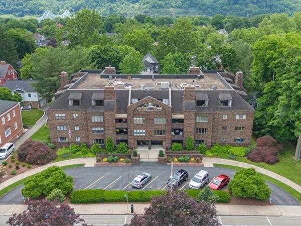 316 Beaver St., Unit 402, Sewickley, PA 15143