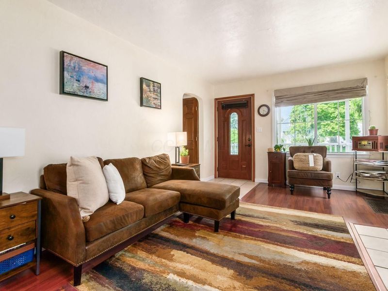 495 E Beechwold Boulevard, Columbus, OH 43214 Photo 9