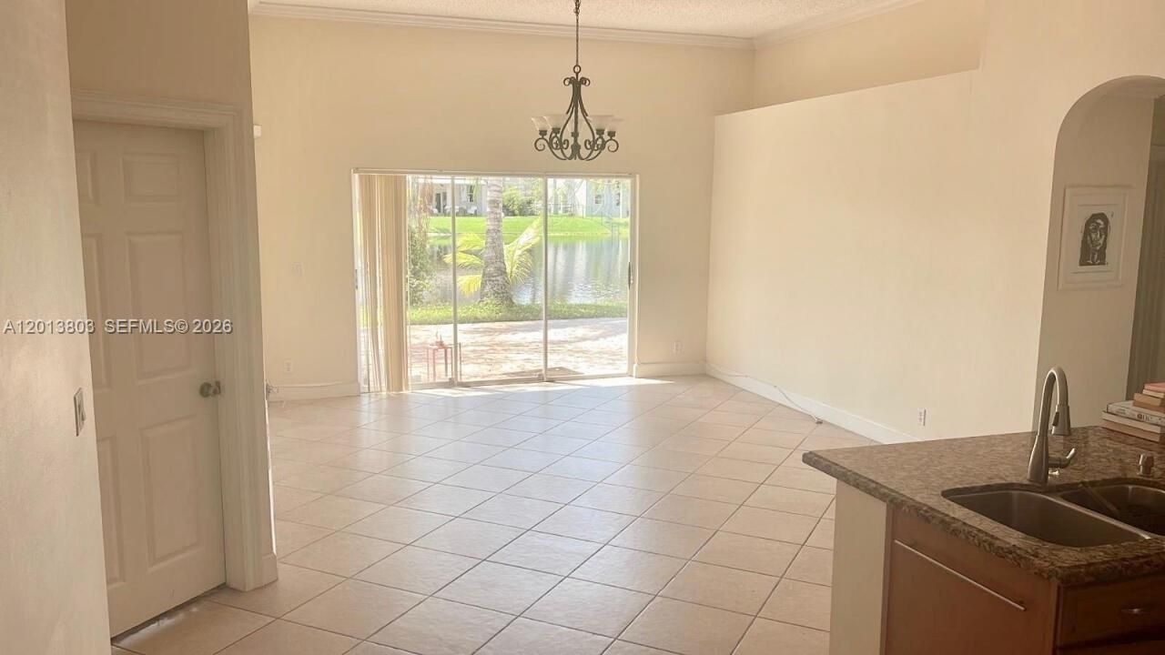 18430 NW 11th St, Pembroke Pines, FL 33029 Photo