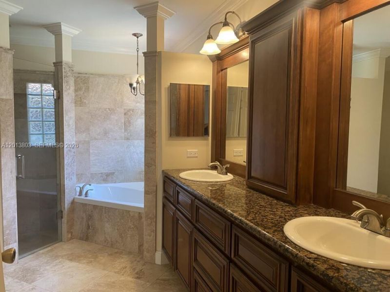 18430 NW 11th St, Pembroke Pines, FL 33029 Photo