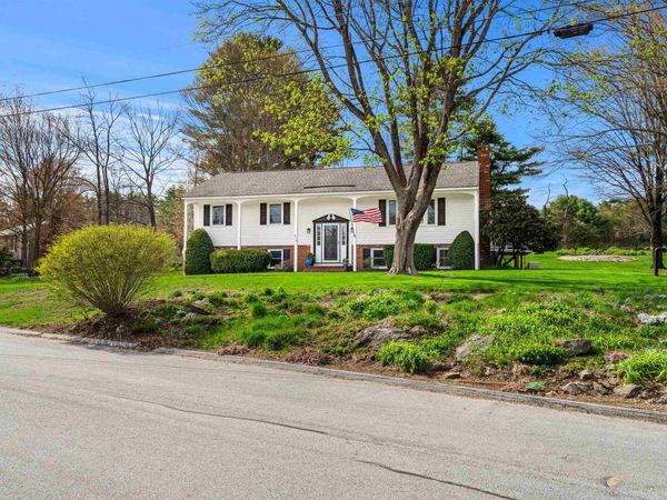410 E View Drive, Pembroke, NH 03275