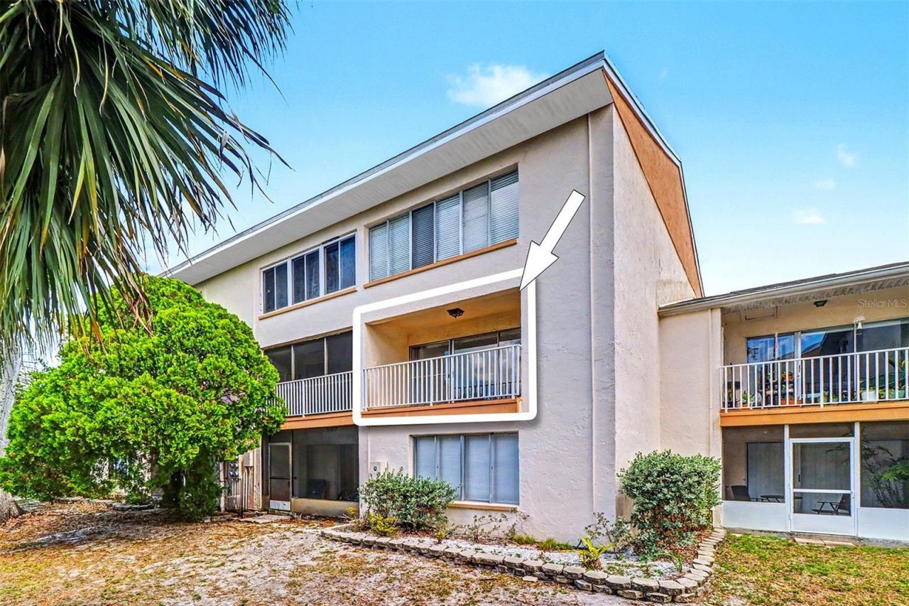 592 100th Avenue N, Unit 202, Saint Petersburg, FL 33702 Photo