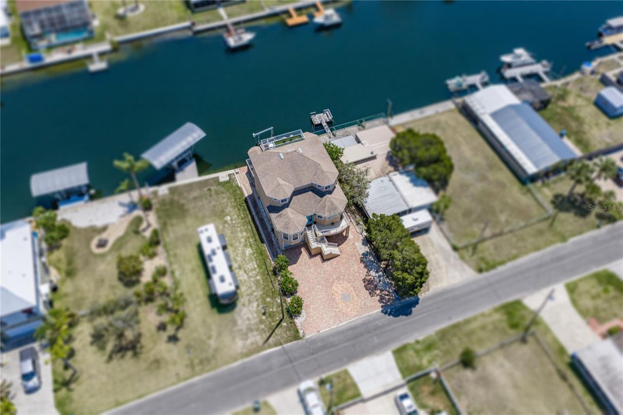 4178 Des Prez Court , Hernando Beach, FL 34607 Photo