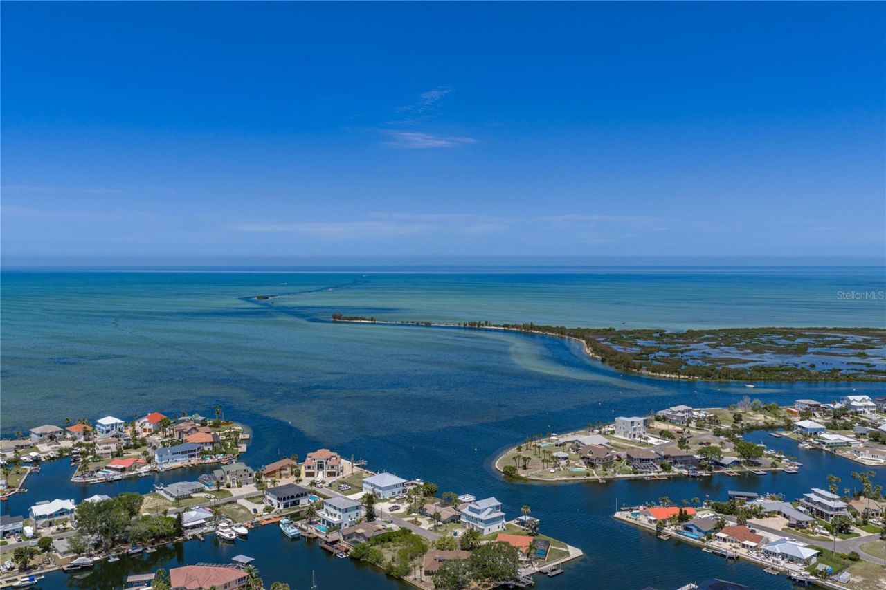 4178 Des Prez Court , Hernando Beach, FL 34607 Photo