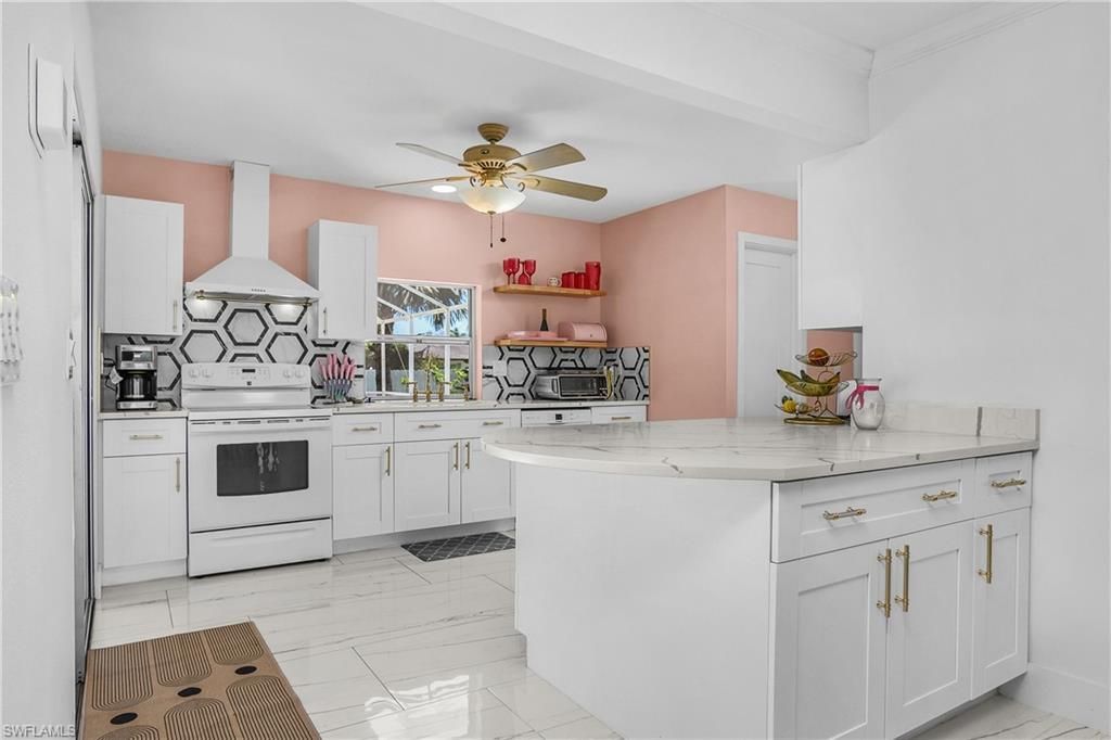 74 8th St , Bonita Springs, FL 34134 Photo