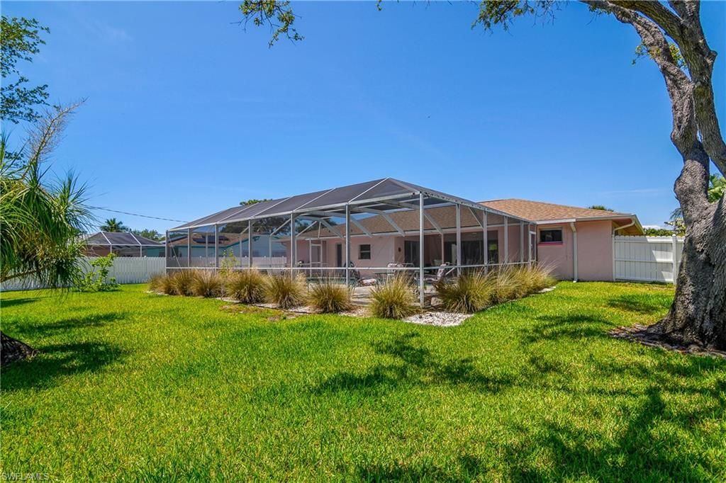 74 8th St , Bonita Springs, FL 34134 Photo