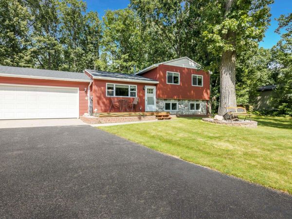3961 Dogwood Drive, Traverse City, MI 49696