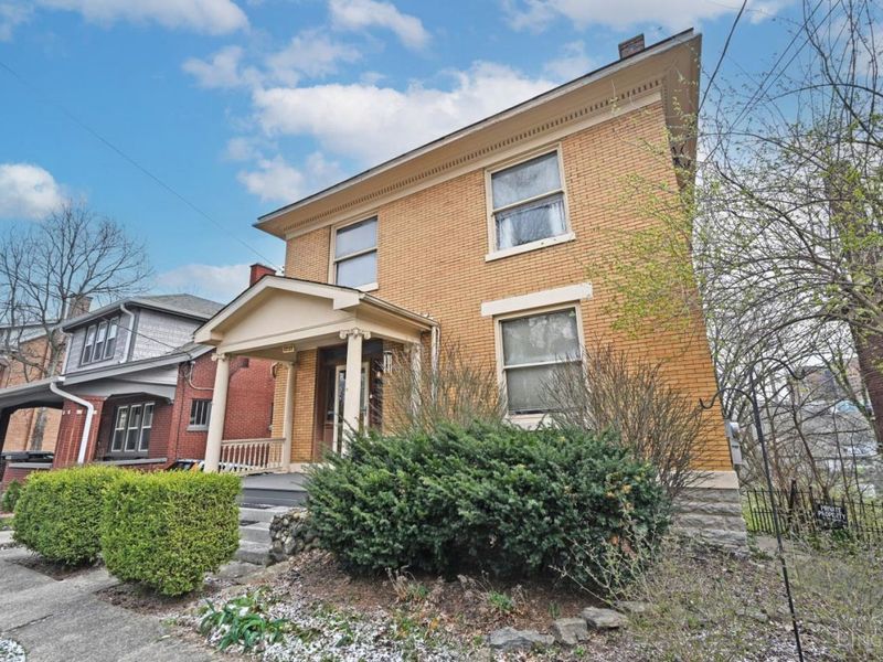 2222 Eureka Terrace, Cincinnati, OH 45219 Photo 2