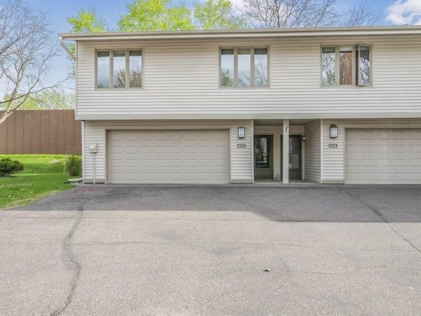 6332 Pheasant Court , Edina, MN 55436