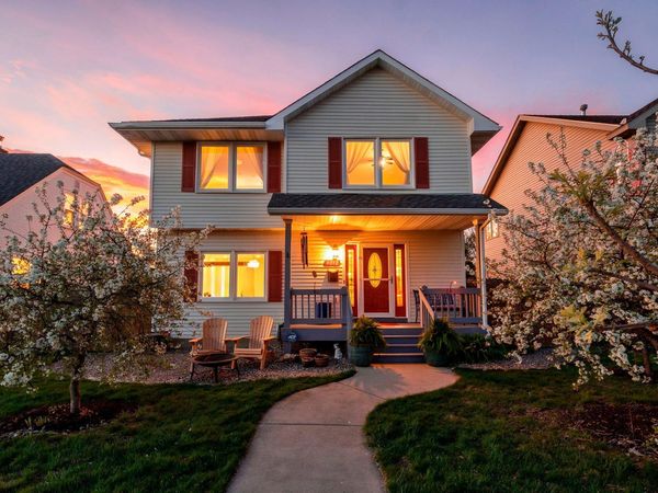 4042 Vincent Ave N, Minneapolis, MN 55412