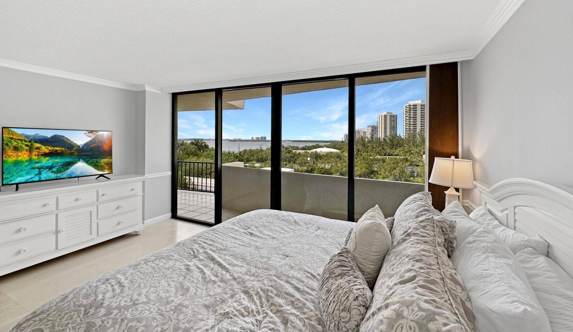 4200 N Ocean Drive, Unit 2-506, Singer Island, FL 33404 Photo