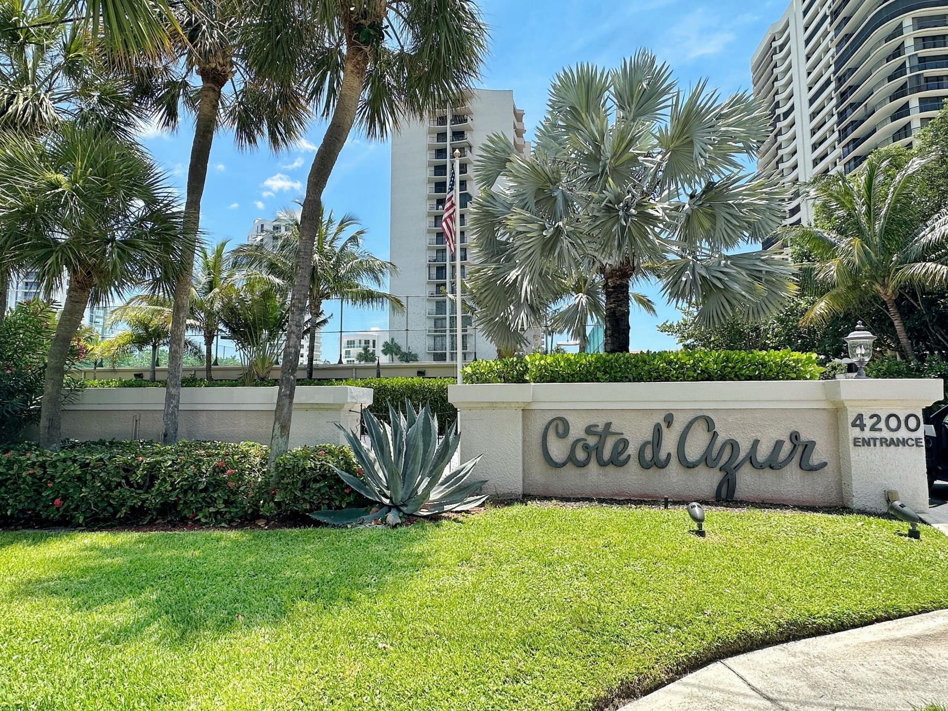4200 N Ocean Drive, Unit 2-506, Singer Island, FL 33404 Photo