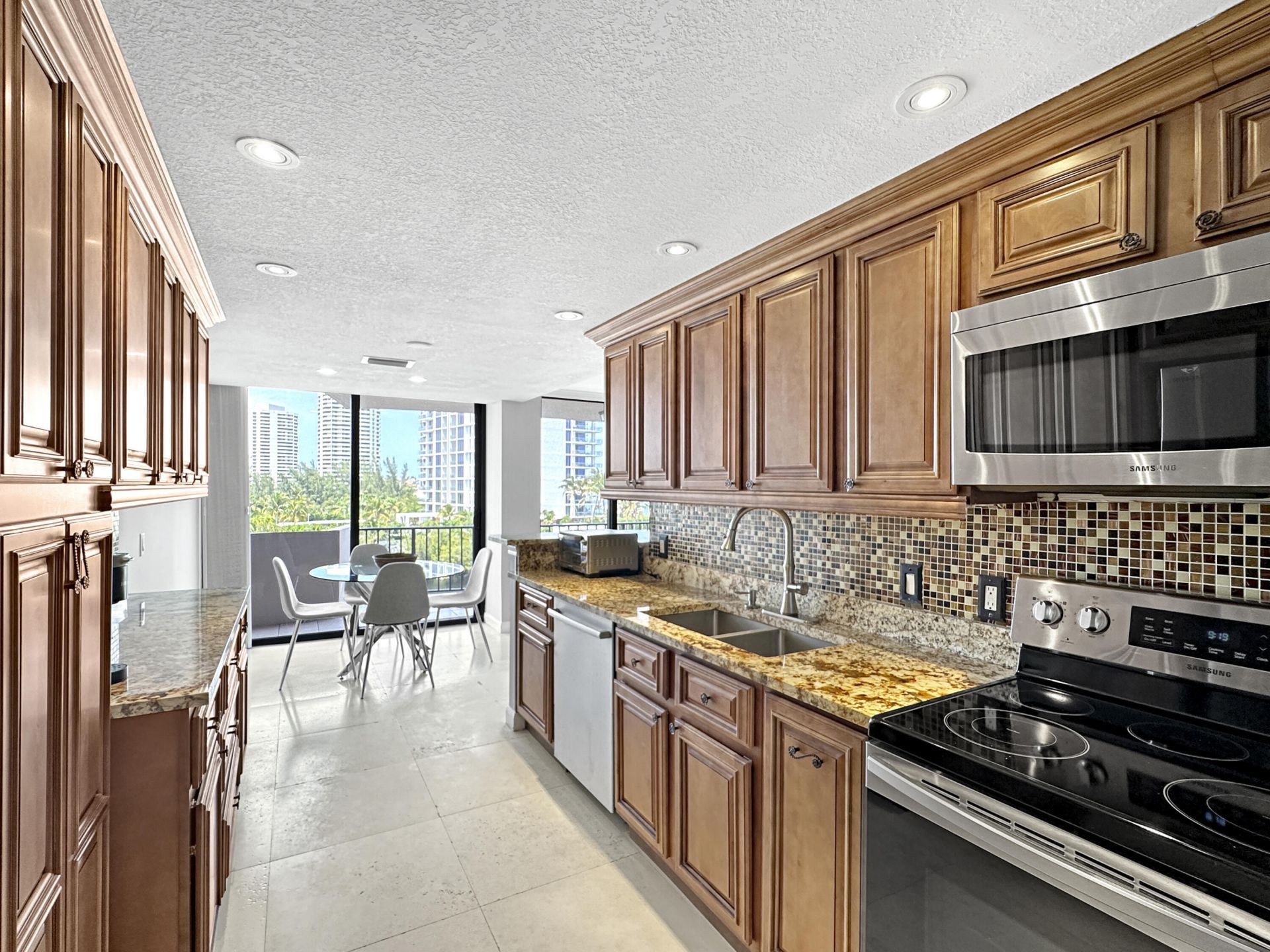 4200 N Ocean Drive, Unit 2-506, Singer Island, FL 33404 Photo
