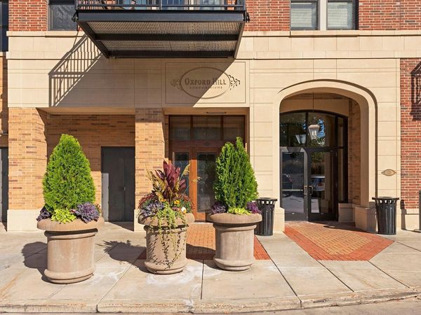 1060 Grand Avenue, Unit 202, Saint Paul, MN 55105
