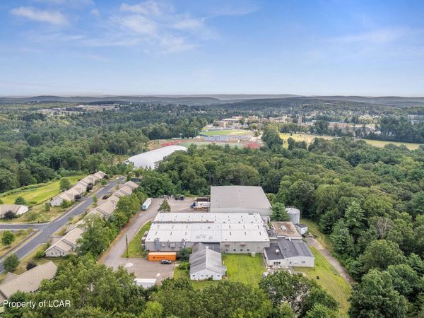 555 Country Club Road, Dallas Township, PA 18612