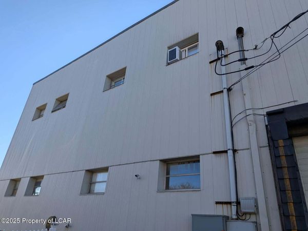 757 W Broad Street, Hazleton, PA 18201