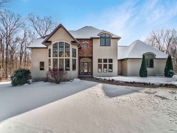 237 WINDSOR WAY, Moscow, PA 18444