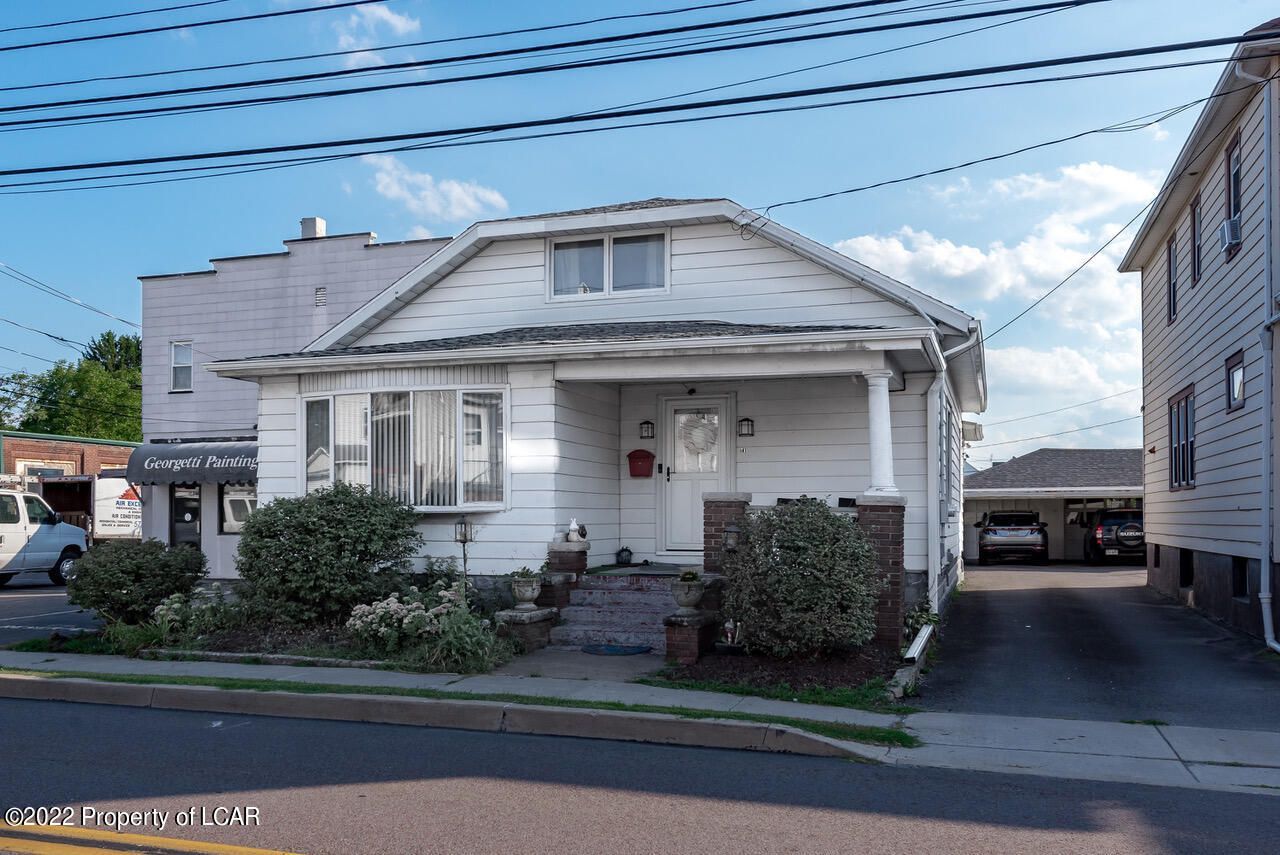 71 W Carey Street, Plains, PA 18705 Main Photo