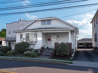 71 W Carey Street, Plains, PA 18705