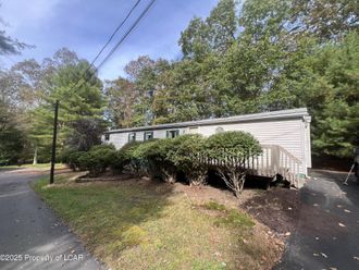 41 Henry Drive Mountain Top, PA 18707