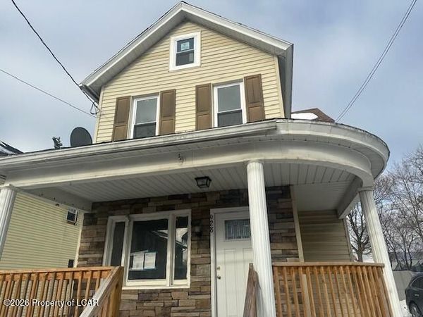 928 S 9TH Avenue, Scranton, PA 18504