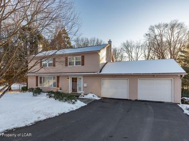 58 Highland Boulevard, Dallas, PA 18612