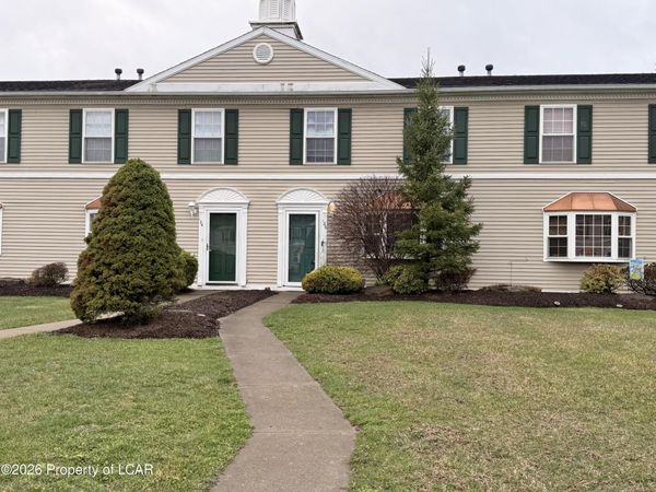 126 Patriot Circle, Mountain Top, PA 18707