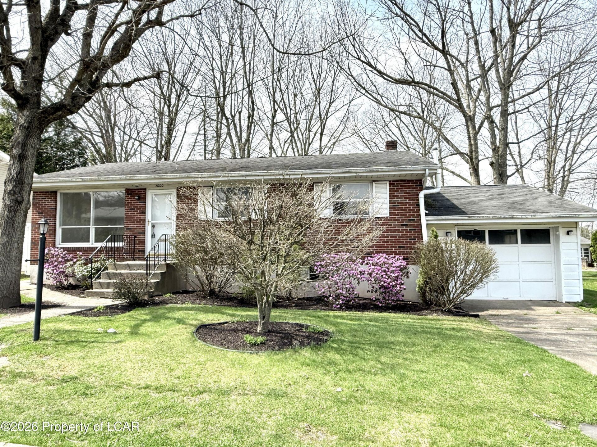 1000 Seybert Street, Hazleton, PA 18201 Main Photo