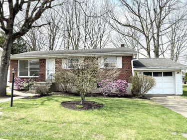 1000 Seybert Street, Hazleton, PA 18201
