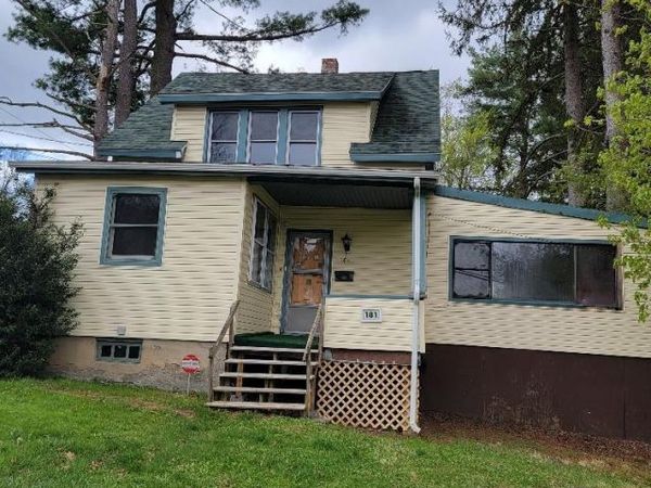 181 E Hillside Street, Shavertown, PA 18708