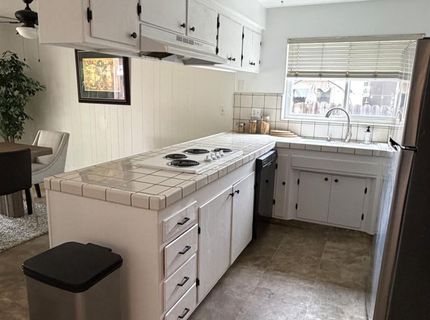 1910 66th Ave, Sacramento, CA 95822 Photo