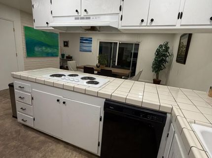 1910 66th Ave, Sacramento, CA 95822 Photo