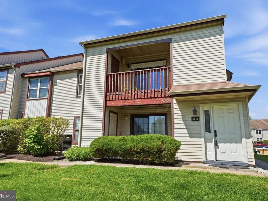 4016 Barry Court, Holland, PA 18966 Main Photo