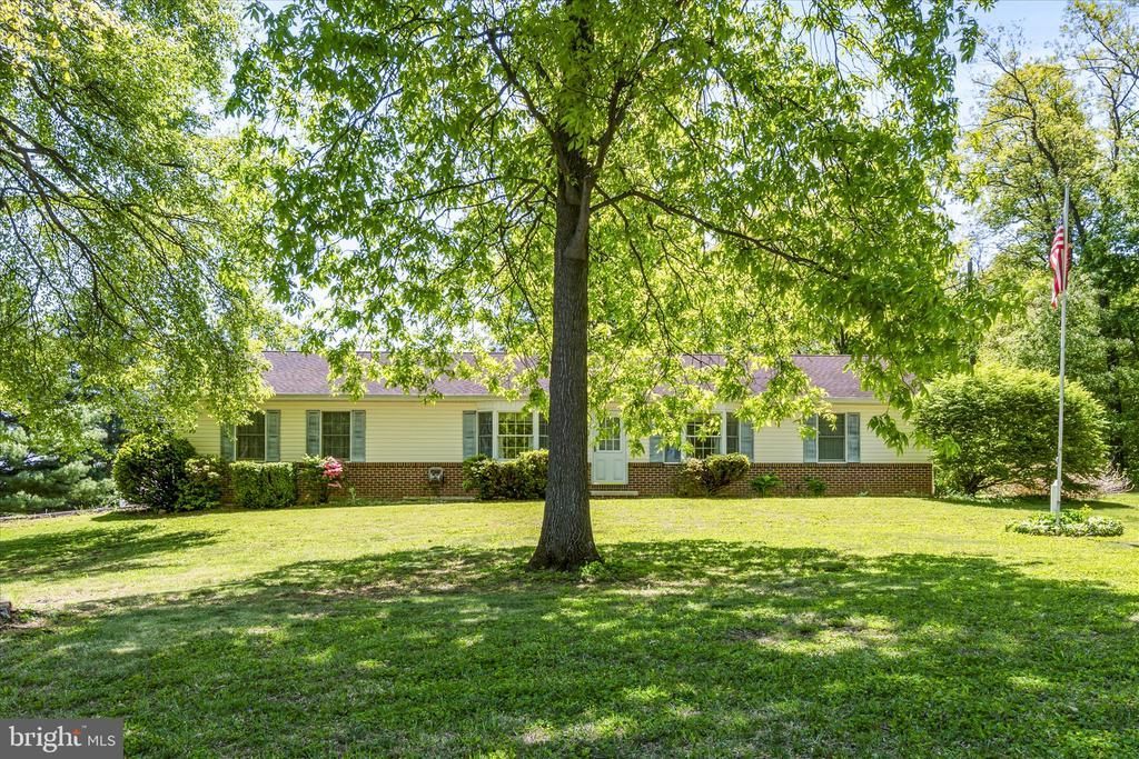 6254 HICKORY ROAD , STEWARTSTOWN, PA 17363