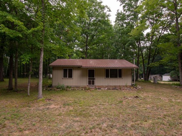 5896 Browns Road, Lake, MI 48632