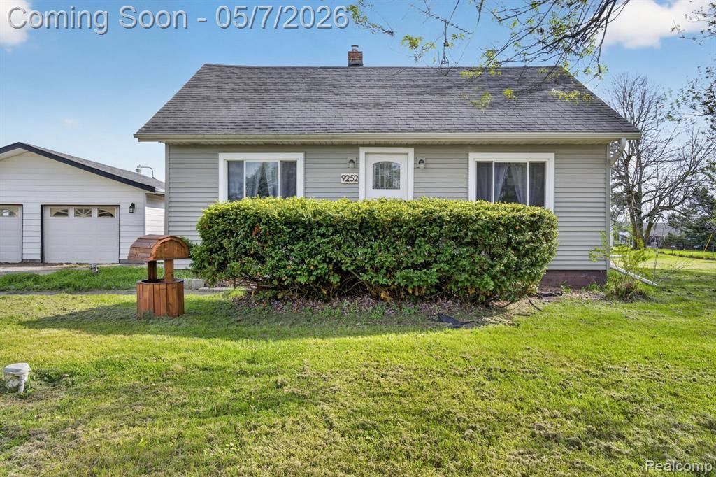 9252 E Brooks Road, Vernon Township, MI 48449 Main Photo