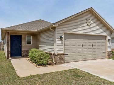 11701 Casey Drive, Yukon, OK 73099