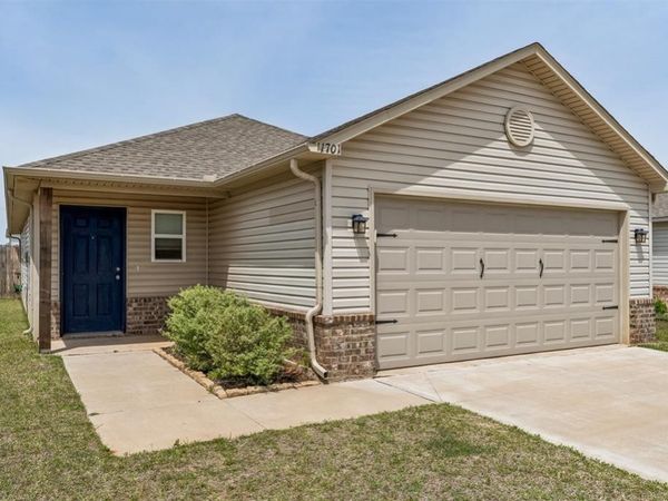 11701 Casey Drive, Yukon, OK 73099