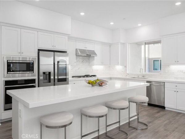 27225 Cranmore, Unit 101, Valencia, CA 91381