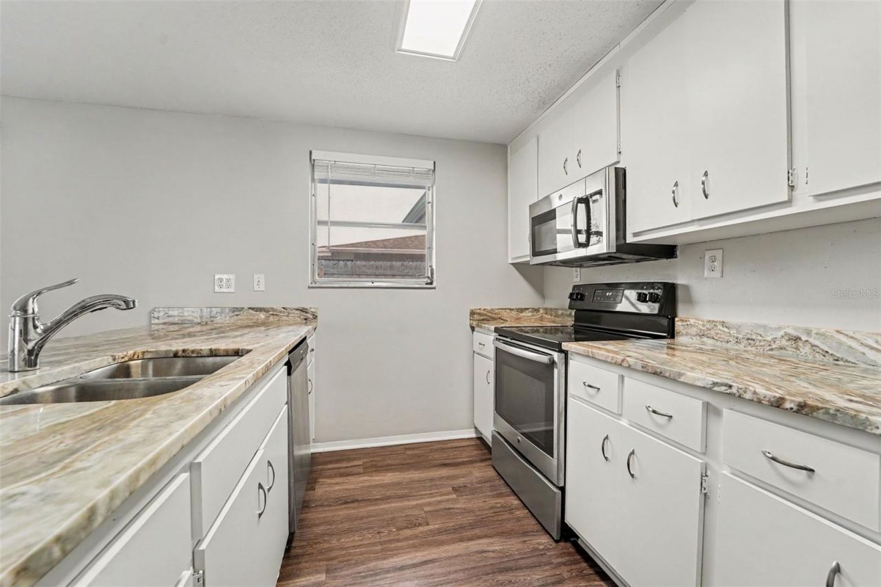 10111 Gardenia Lane , Port Richey, FL 34668 Photo