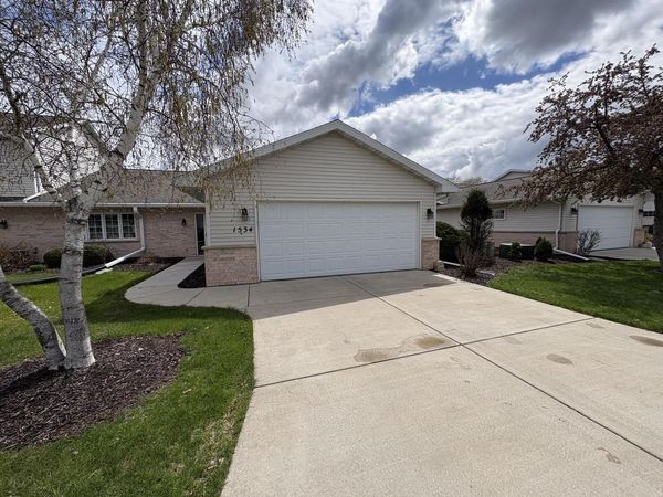 1534 River Pines DRIVE, BELLEVUE, WI 54311