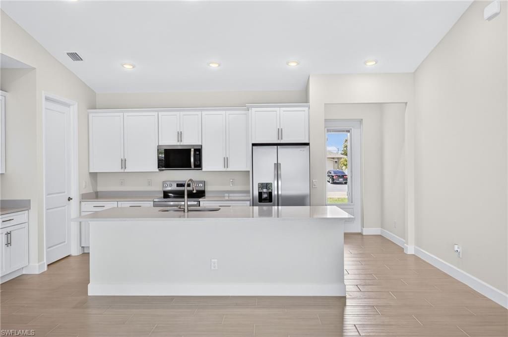 122 SW 21st Ter, Cape Coral, FL 33991 Photo