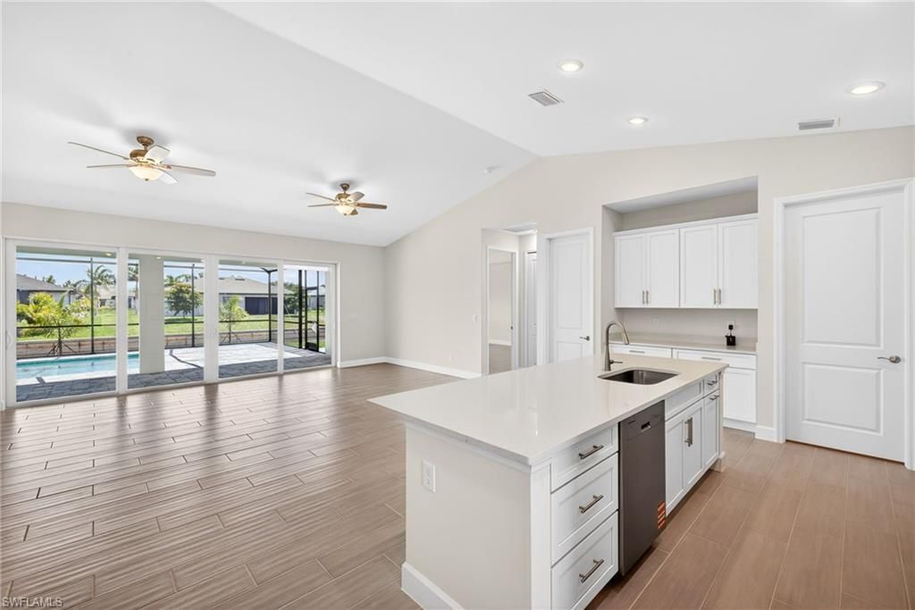 122 SW 21st Ter, Cape Coral, FL 33991 Photo