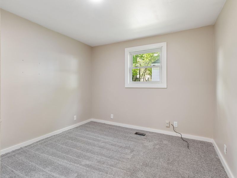 1625 E Pleasant Street, Springfield, OH 45505 Photo 10