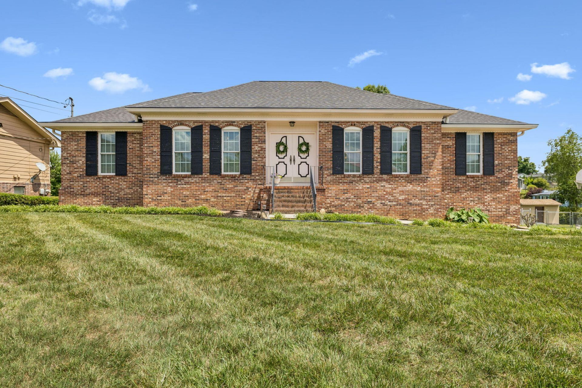 2804 Saint Lawrence Road, Chattanooga, TN 37421 Main Photo