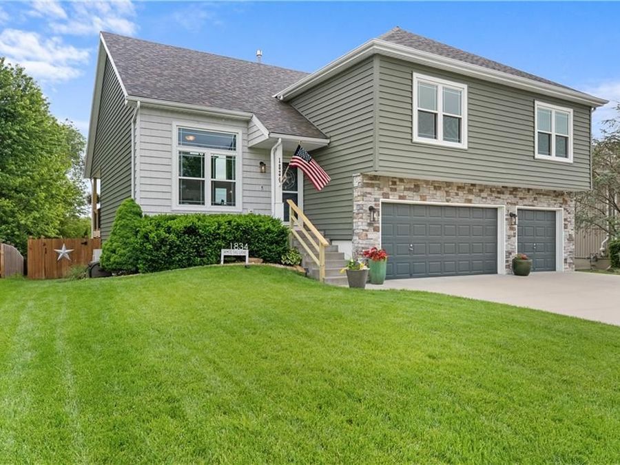 Property Image 4
